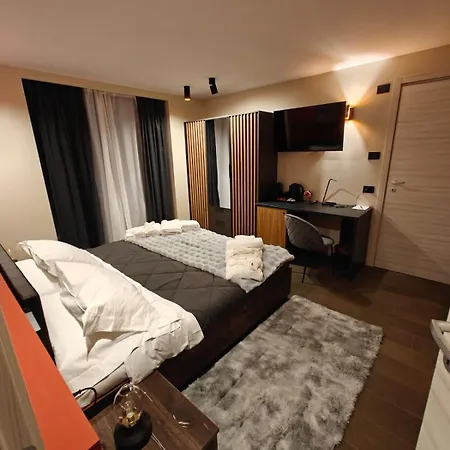 & 4* La Thuile